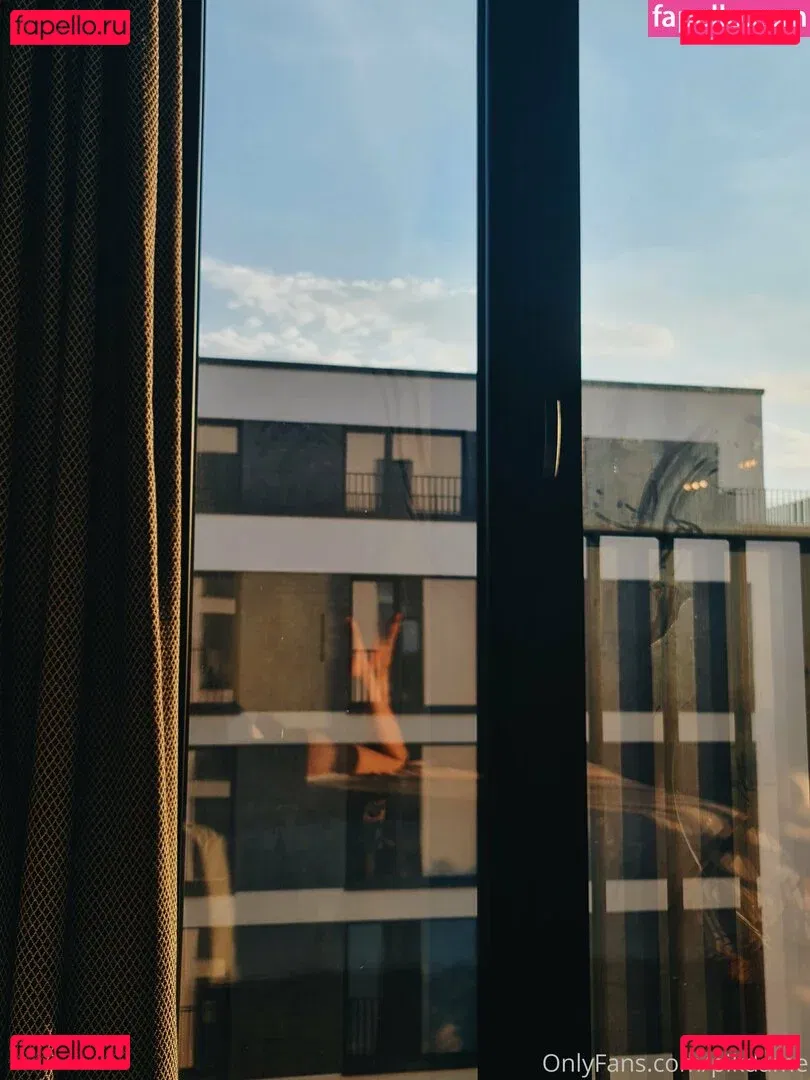 Pikdame Onlyfans Photo Gallery 