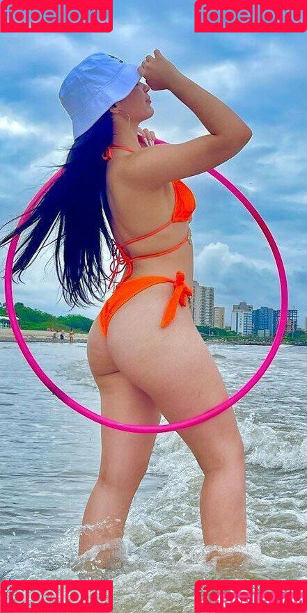 Mari Robattini Onlyfans Photo Gallery 