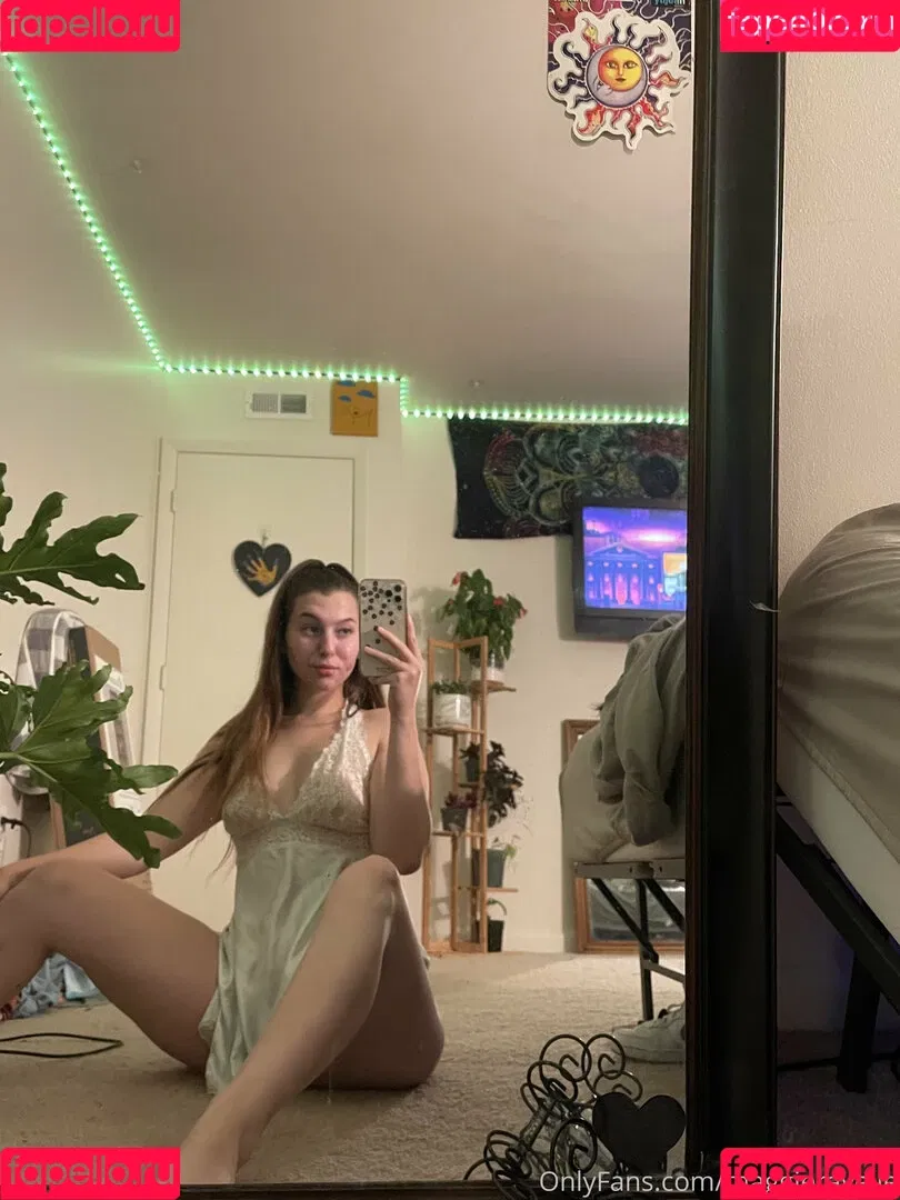 maggierayelle Onlyfans Photo Gallery 