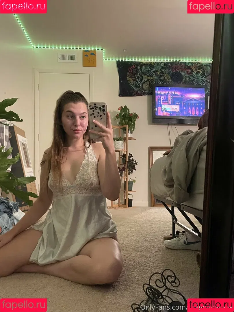 maggierayelle Onlyfans Photo Gallery 