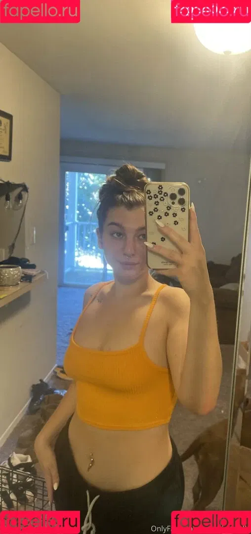 maggierayelle Onlyfans Photo Gallery 