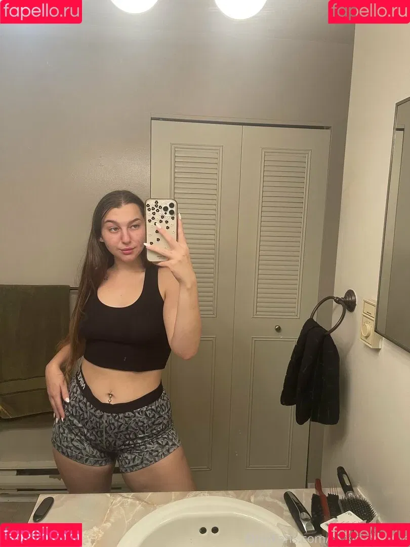 maggierayelle Onlyfans Photo Gallery 