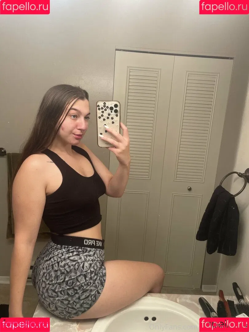 maggierayelle Onlyfans Photo Gallery 