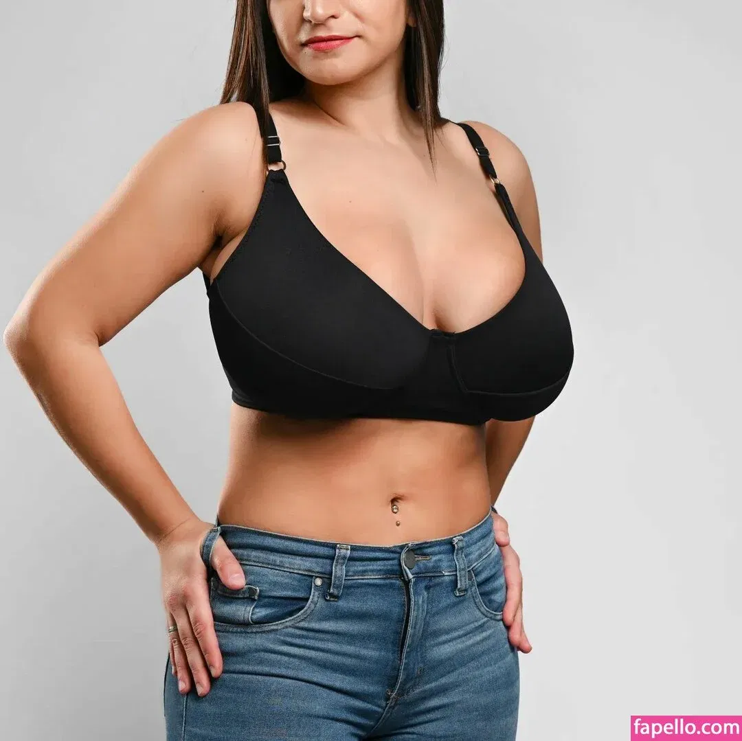 Agustina Guz Onlyfans Photo Gallery 