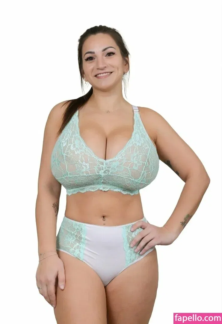 Agustina Guz Onlyfans Photo Gallery 