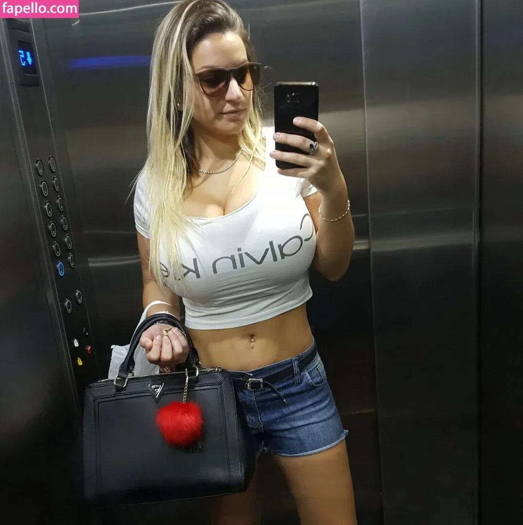 Agustina Guz Onlyfans Photo Gallery 