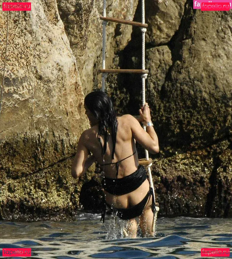 Michelle Rodriguez Onlyfans Photo Gallery 