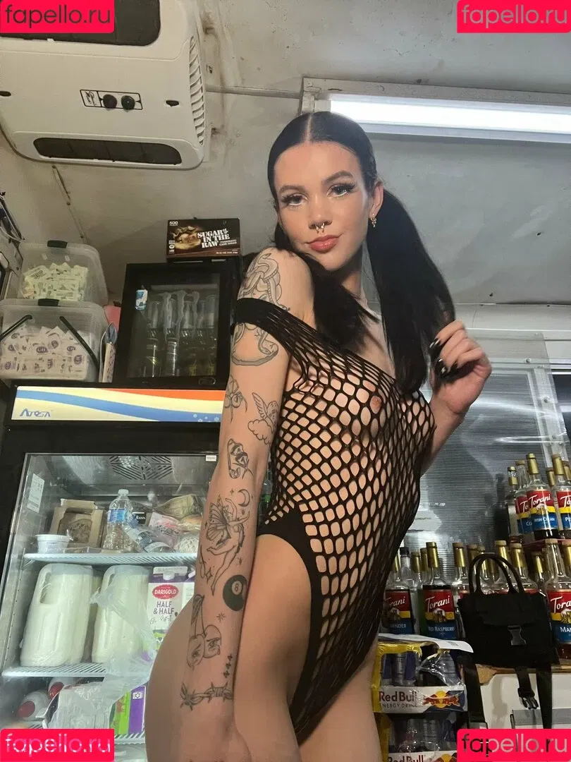 Baristaxjade Onlyfans Photo Gallery 