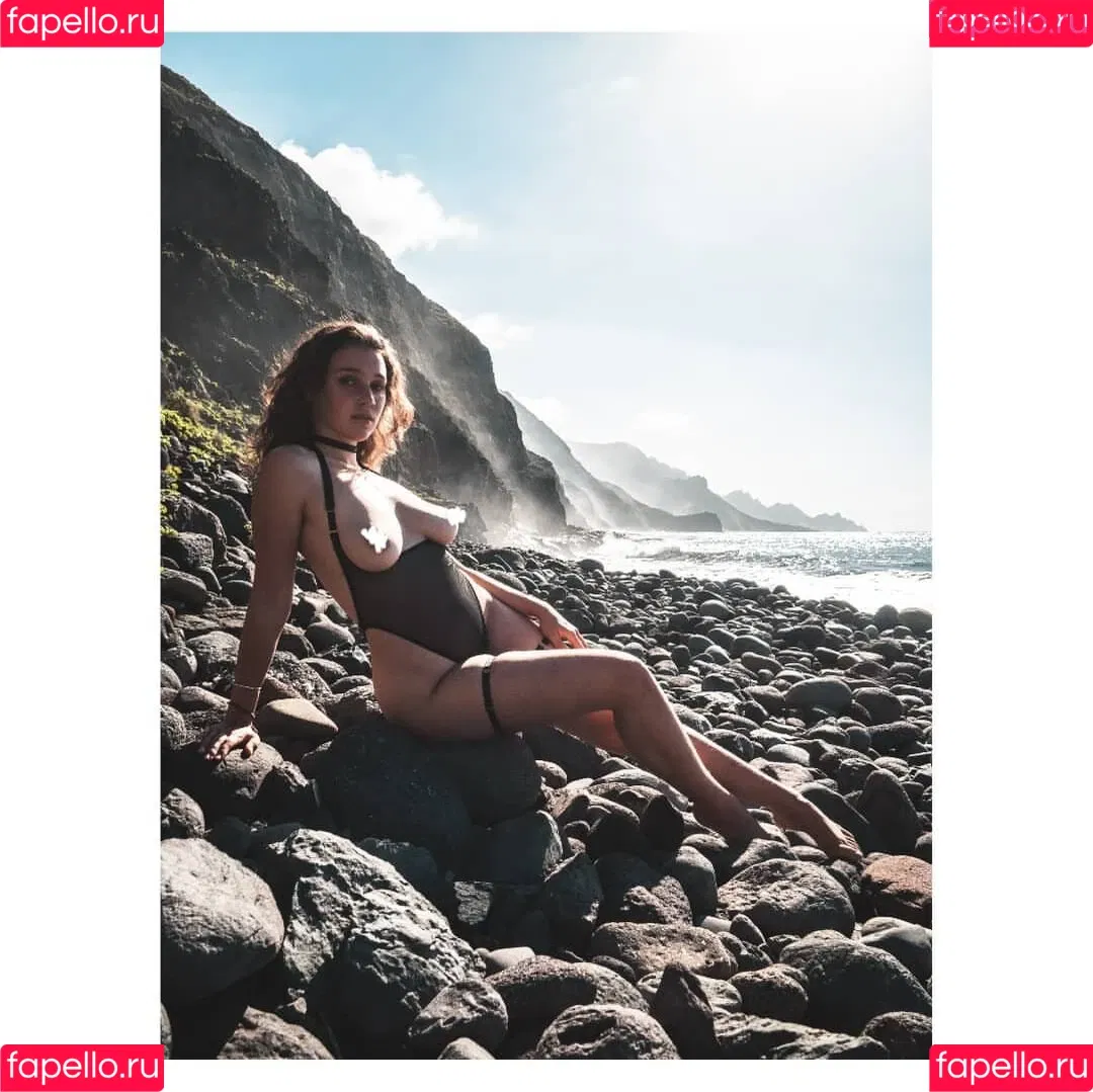 Noa The Model Onlyfans Photo Gallery 