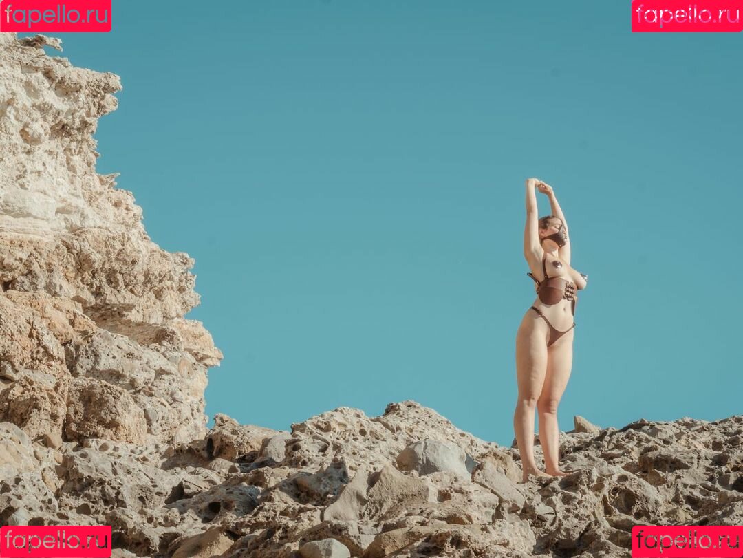 Noa The Model Onlyfans Photo Gallery 