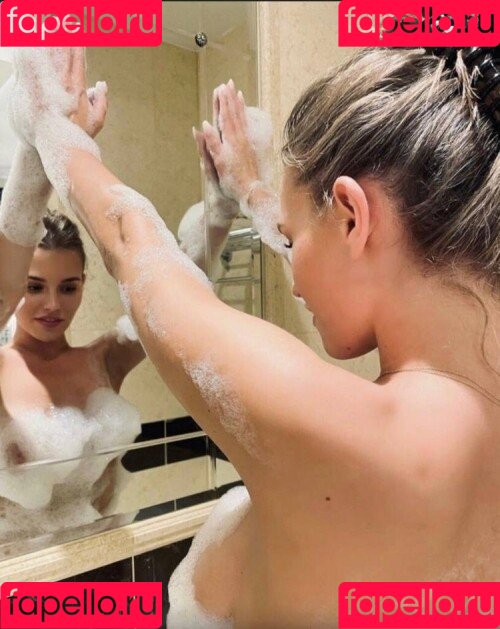 Laura Müller Onlyfans Photo Gallery 