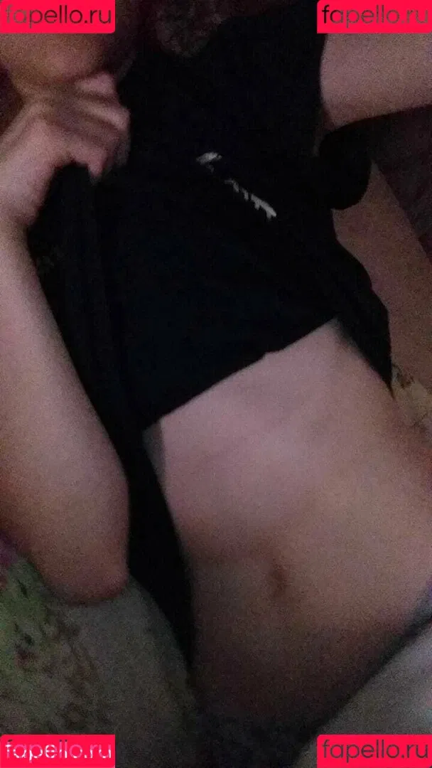 little_emo_kitten Onlyfans Photo Gallery 