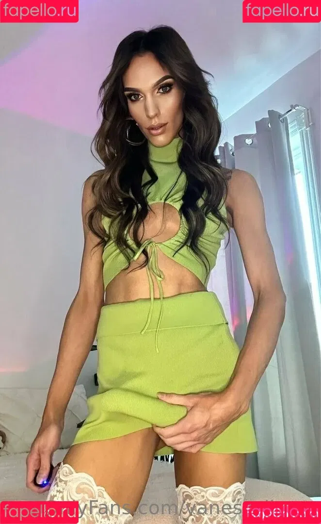 vanessajhons Onlyfans Photo Gallery 