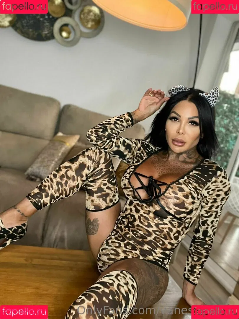 vanessajhons Onlyfans Photo Gallery 