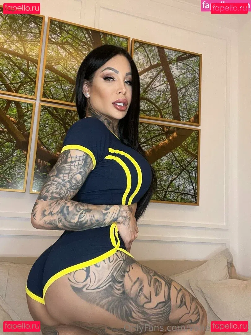 vanessajhons Onlyfans Photo Gallery 