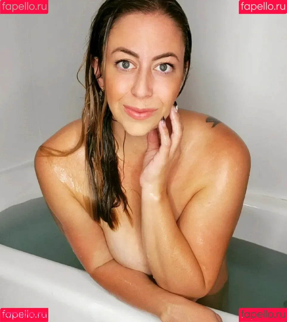 Daisy Dickson Onlyfans Photo Gallery 