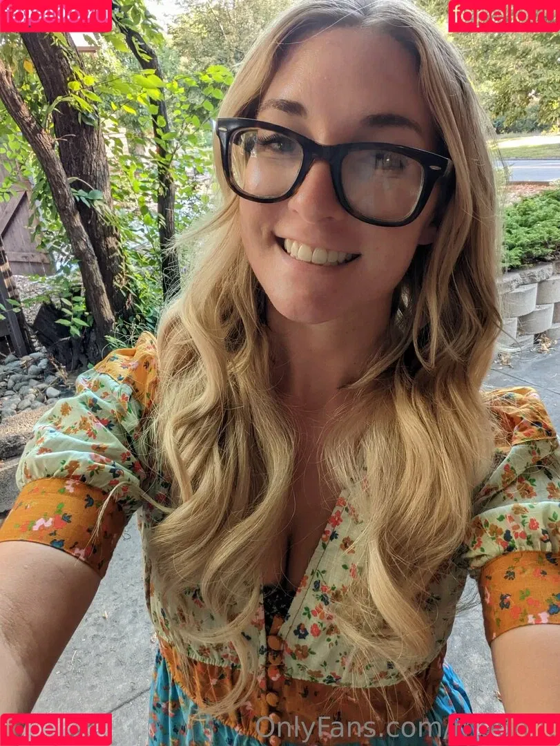 megnfit Onlyfans Photo Gallery 