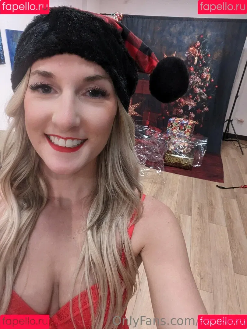 megnfit Onlyfans Photo Gallery 