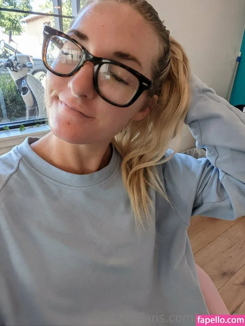 megnfit Onlyfans Photo Gallery 