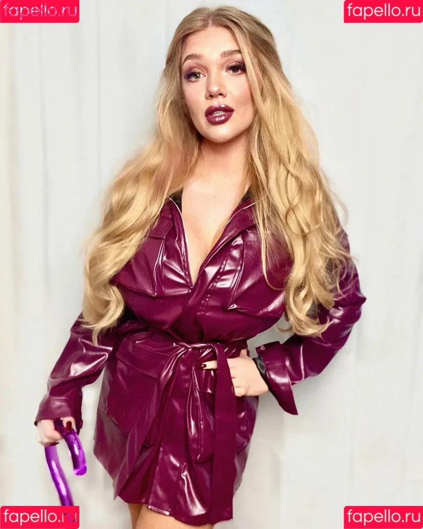 Lucy May Dawson Onlyfans Photo Gallery 