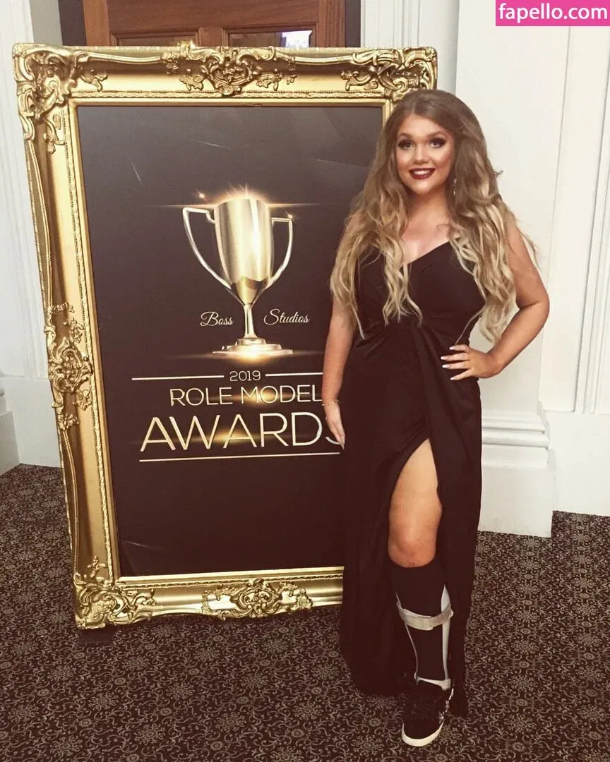 Lucy May Dawson Onlyfans Photo Gallery 