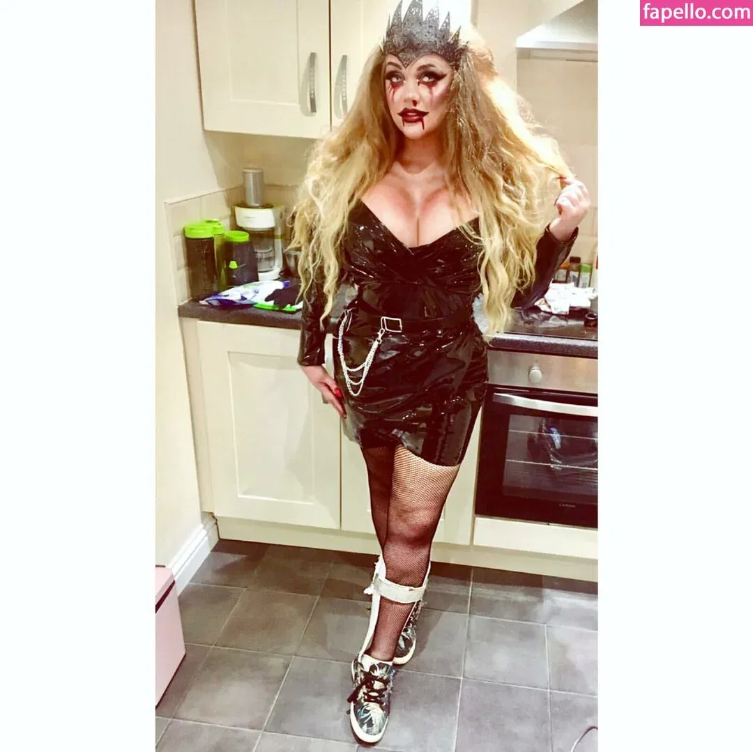 Lucy May Dawson Onlyfans Photo Gallery 