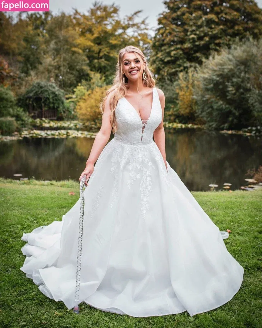 Lucy May Dawson Onlyfans Photo Gallery 