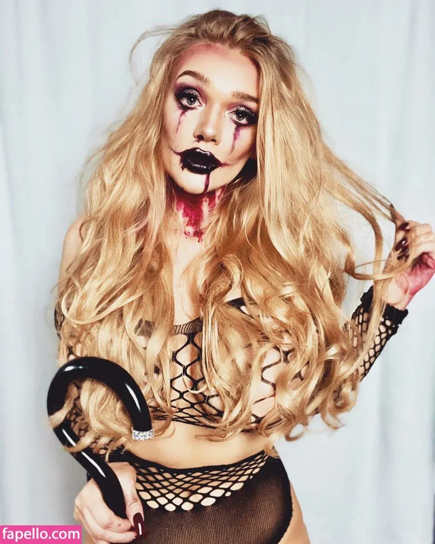 Lucy May Dawson Onlyfans Photo Gallery 