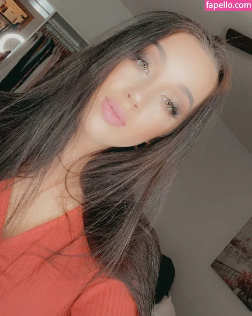 Shelby Dias Onlyfans Photo Gallery 