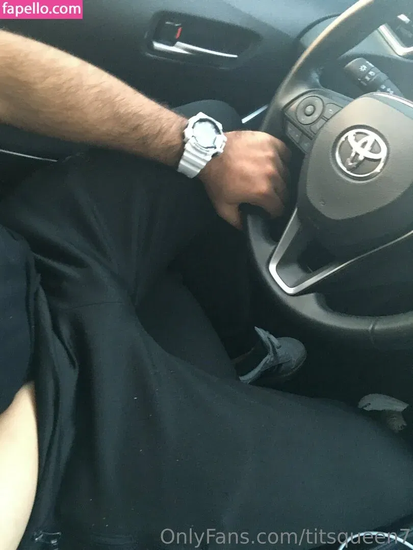 titsqueen7 Onlyfans Photo Gallery 