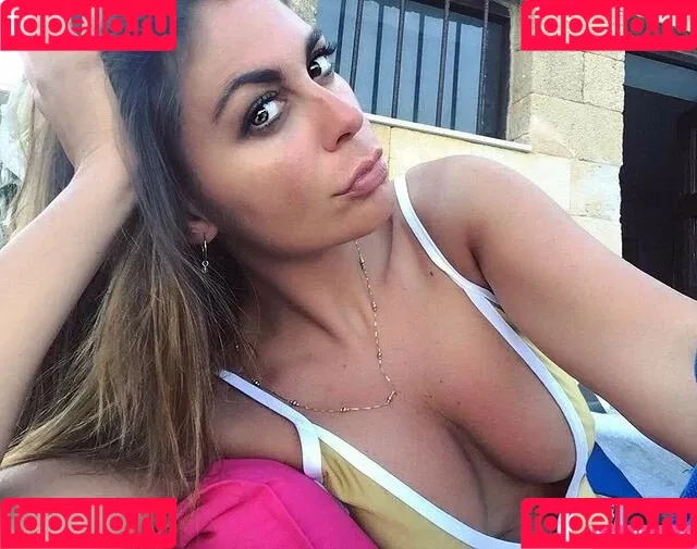 Jolanda De Rienzo Onlyfans Photo Gallery 