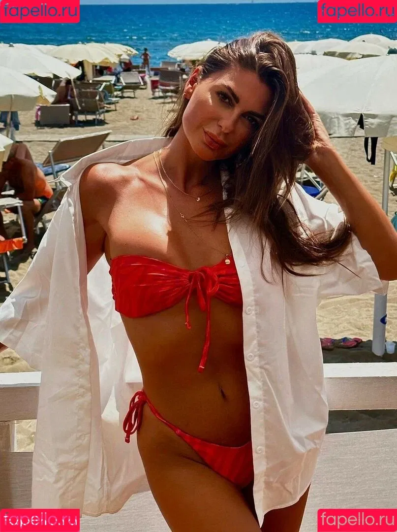 Jolanda De Rienzo Onlyfans Photo Gallery 