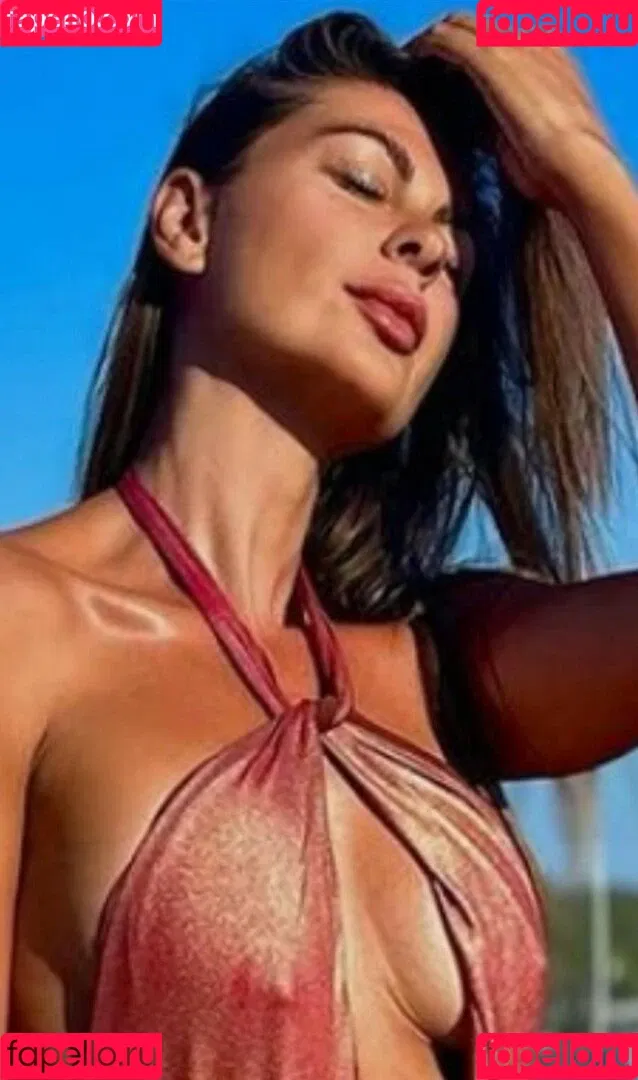 Jolanda De Rienzo Onlyfans Photo Gallery 