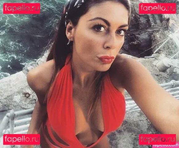 Jolanda De Rienzo Onlyfans Photo Gallery 