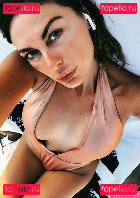 Jolanda De Rienzo Onlyfans Photo Gallery 