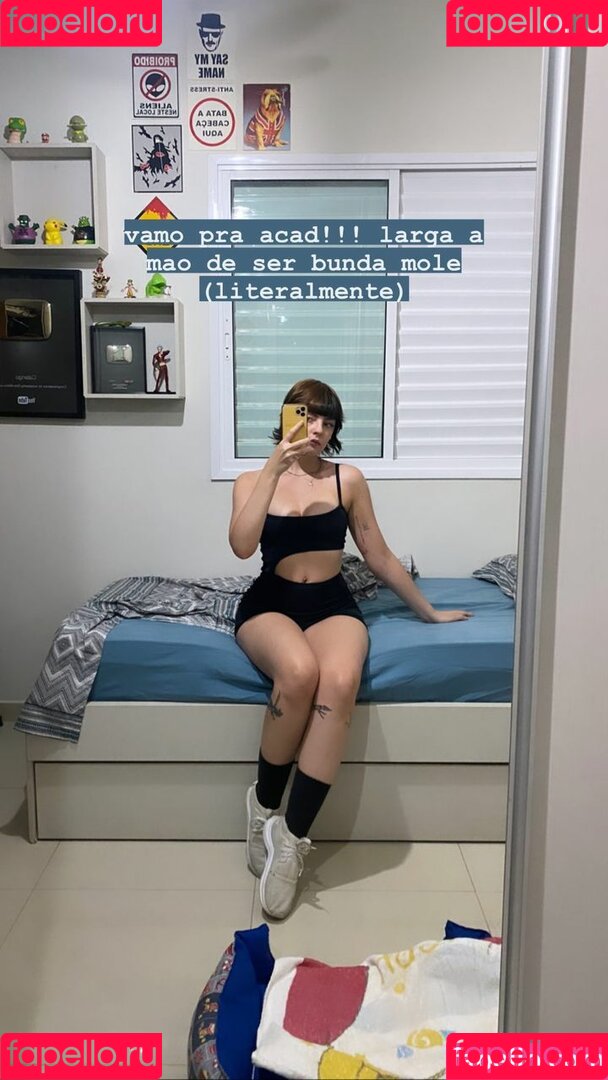 Triz Onlyfans Photo Gallery 