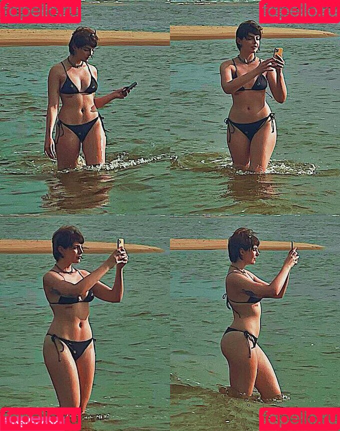 Triz Onlyfans Photo Gallery 