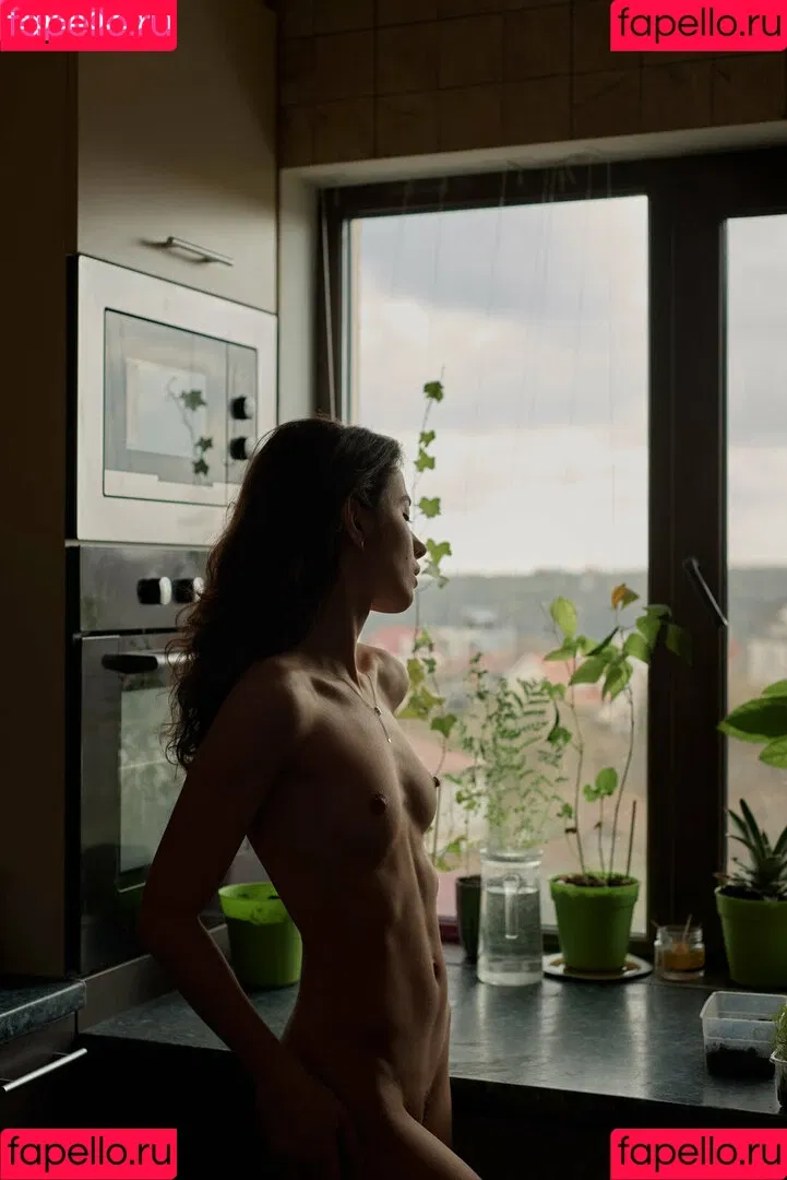 Julia Slip Onlyfans Photo Gallery 
