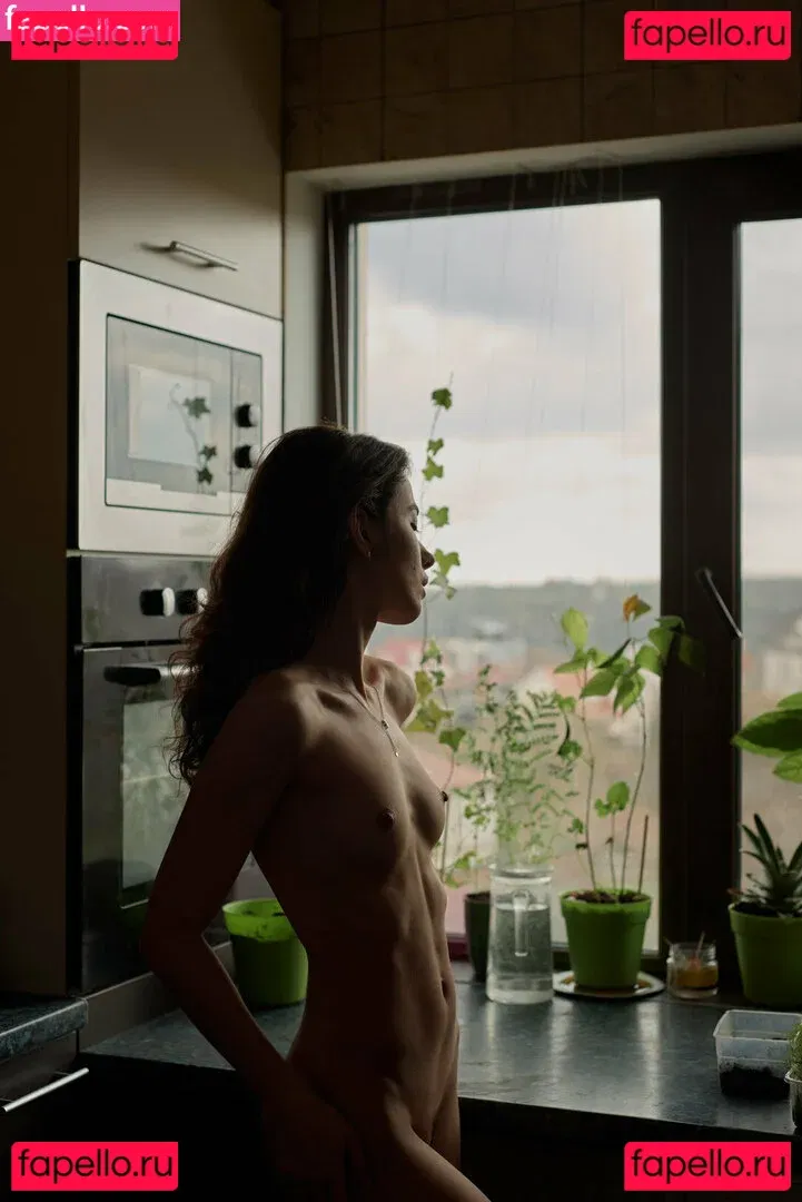 Julia Slip Onlyfans Photo Gallery 