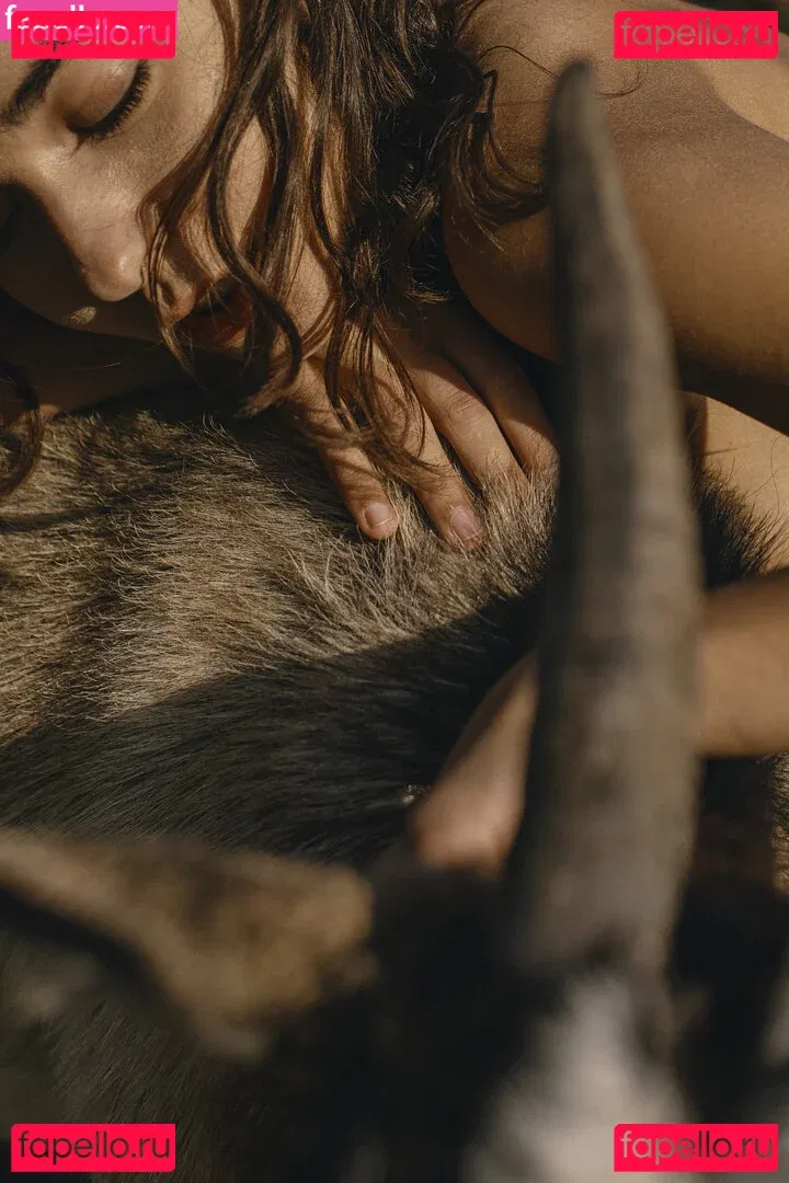 Julia Slip Onlyfans Photo Gallery 