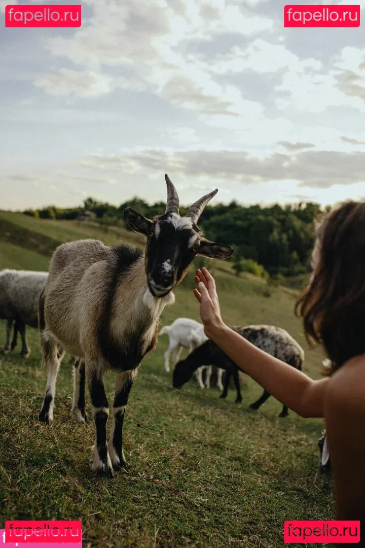 Julia Slip Onlyfans Photo Gallery 