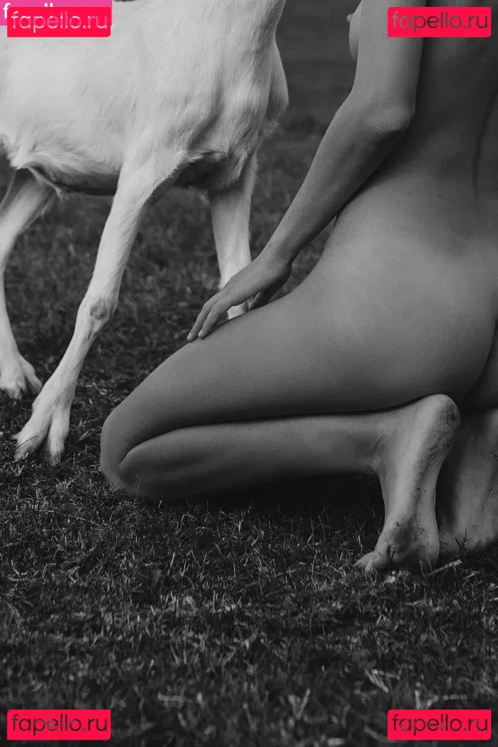 Julia Slip Onlyfans Photo Gallery 