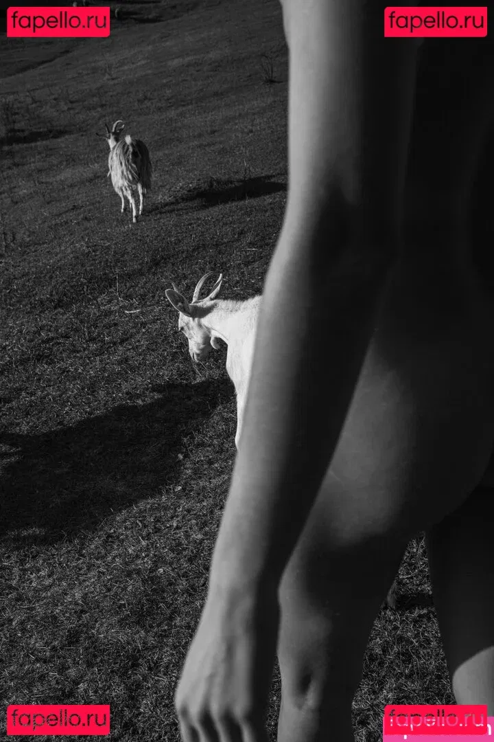 Julia Slip Onlyfans Photo Gallery 