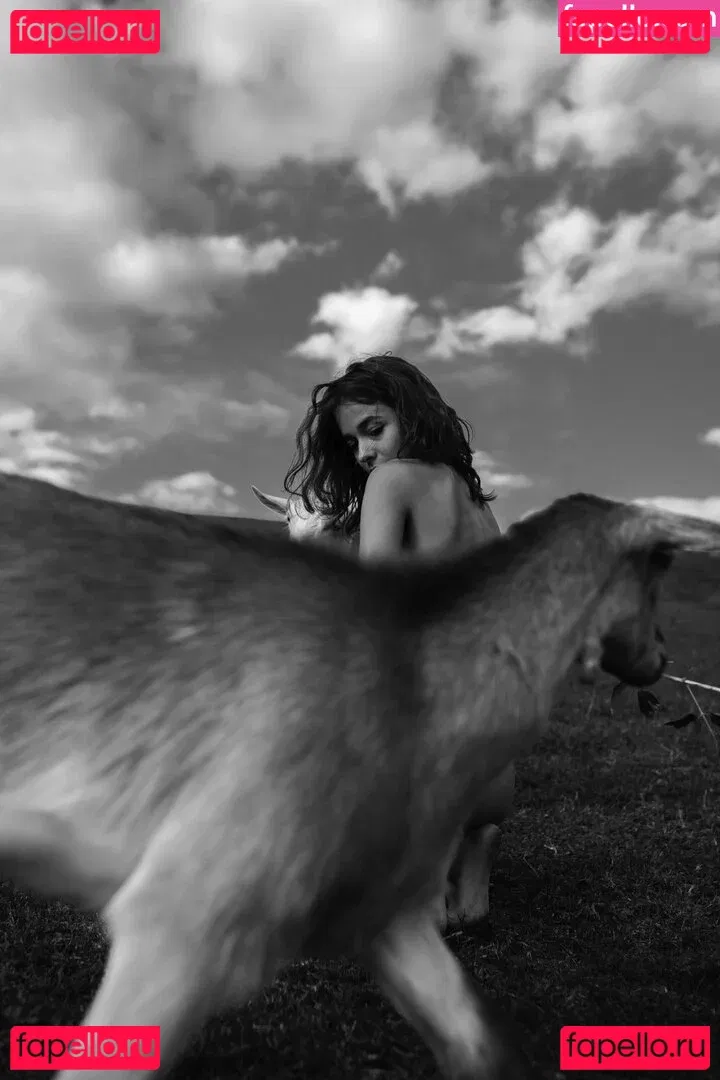 Julia Slip Onlyfans Photo Gallery 