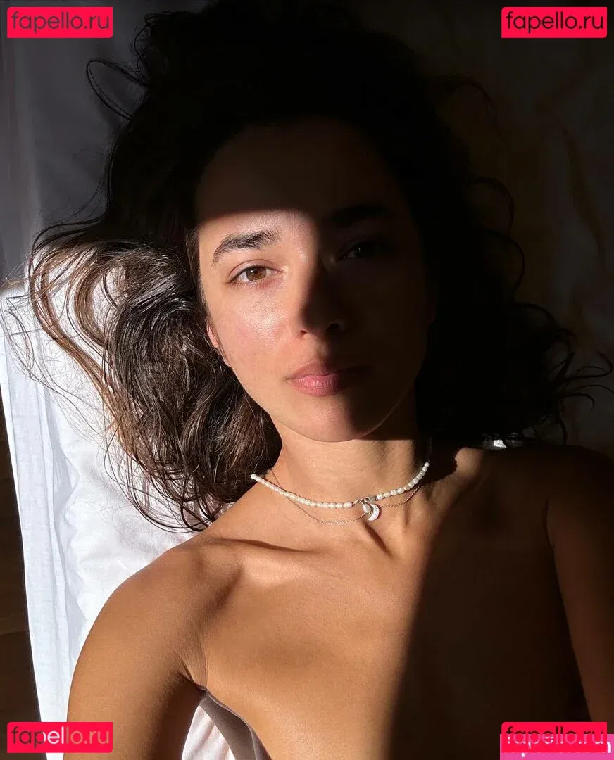 Julia Slip Onlyfans Photo Gallery 