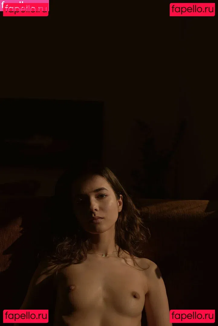 Julia Slip Onlyfans Photo Gallery 