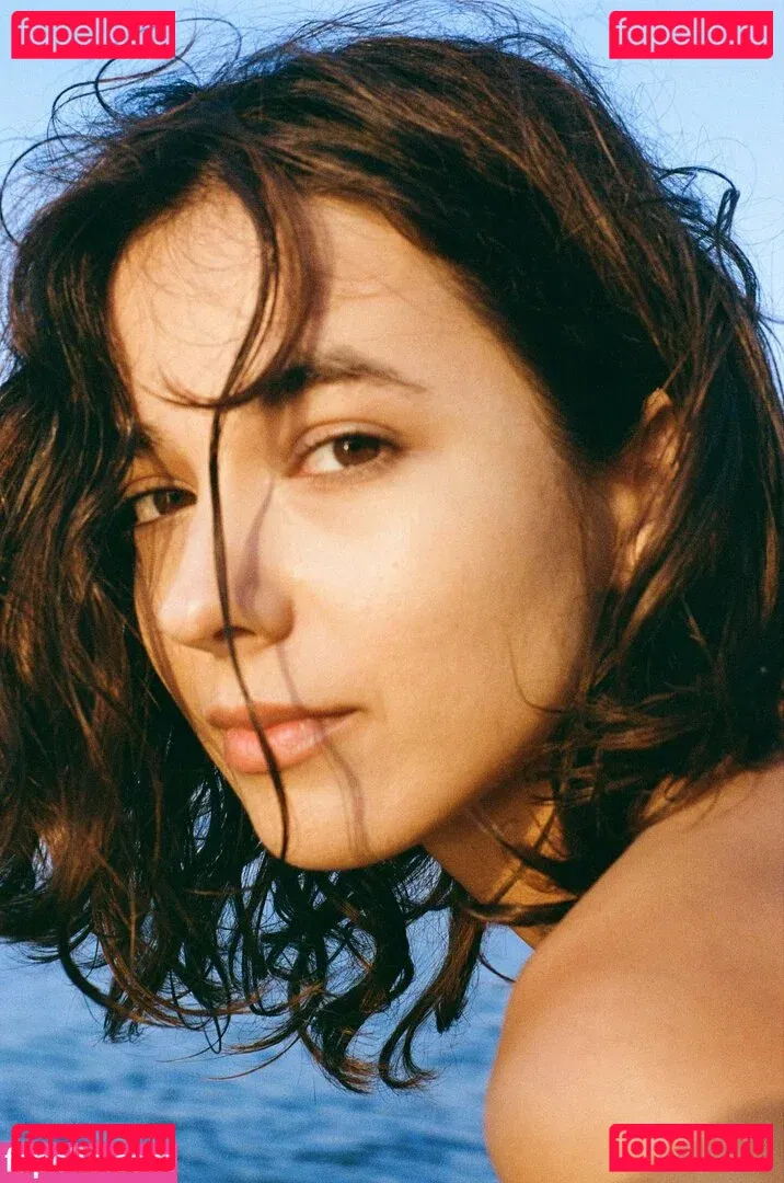 Julia Slip Onlyfans Photo Gallery 