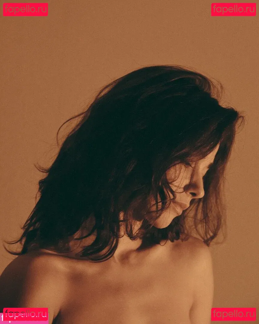 Julia Slip Onlyfans Photo Gallery 