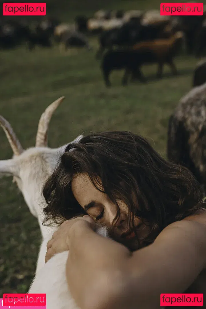 Julia Slip Onlyfans Photo Gallery 