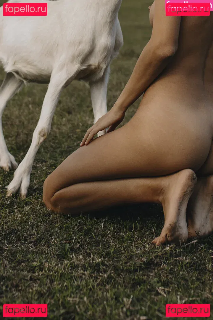 Julia Slip Onlyfans Photo Gallery 